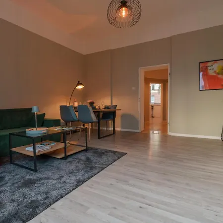 Lejlighed Am Tannenwaeldchen Im Vorderer Westen By Castora Homes