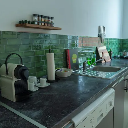 아파트 Am Tannenwaeldchen Im Vorderer Westen By Castora Homes 카셀