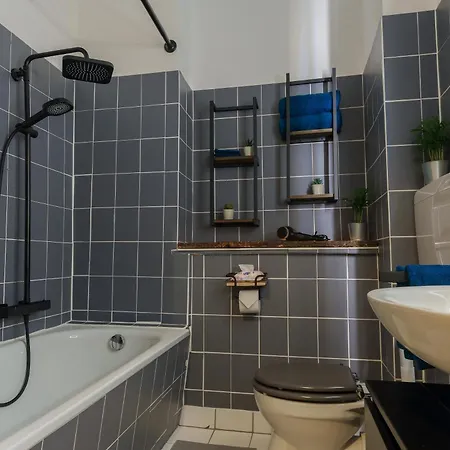 Am Tannenwaeldchen Im Vorderer Westen By Castora Homes